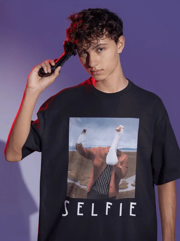Selfie Unisex Oversized T-Shirt - Rainboww